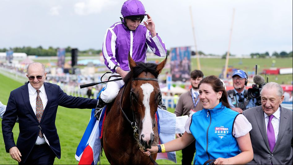 Ryan Moore salutes the crowd after winning the Betfred Oaks on Minnie Hauk