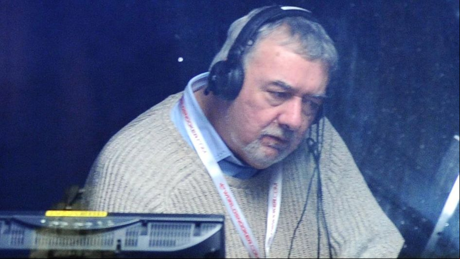 John Virgo on commentary duty