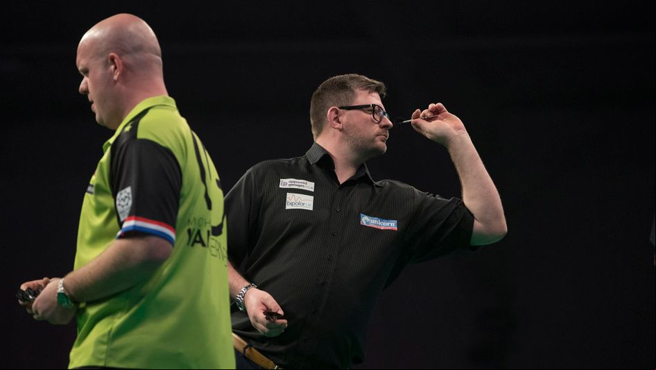 James Wade defeated Michael van Gerwen (Picture: Lawrence Lustig/PDC)
